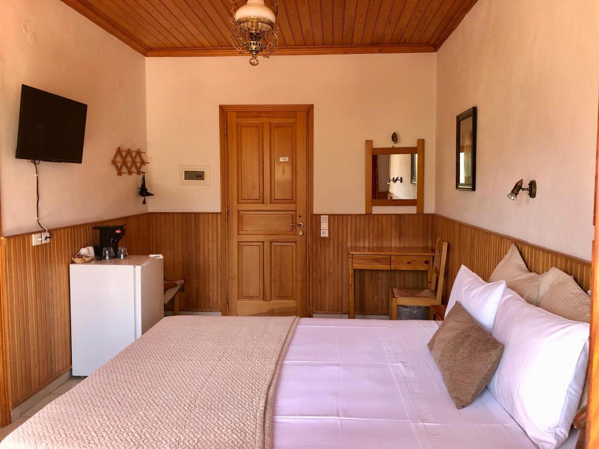 Apostolos Hotel Мецово Екстер'єр фото